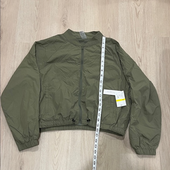 NWT Self Esteem Size Medium Olive Green Zip-Up Jacket - Picture 3 of 7